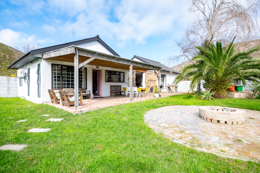 2 Bedroom Property for Sale in Pringle Bay Western Cape